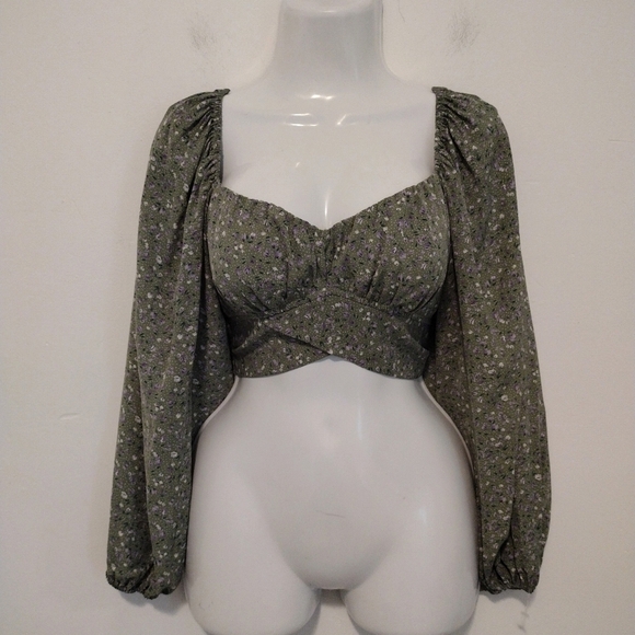 Blush BJ - Floral Sweetheart Back Ties Crop Top - Picture 2 of 15